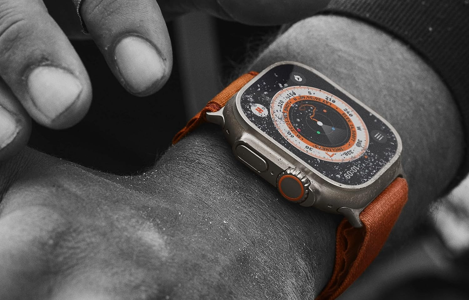 Golf GPS Watch or Apple Watch with Golf App – Which Is the Ultimate Game-Changer for Your Swing?