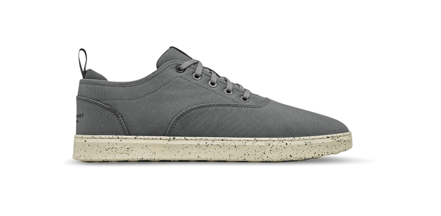 TRUE FS-01 Golf Shoes Review - Shop.GolfersAuthority