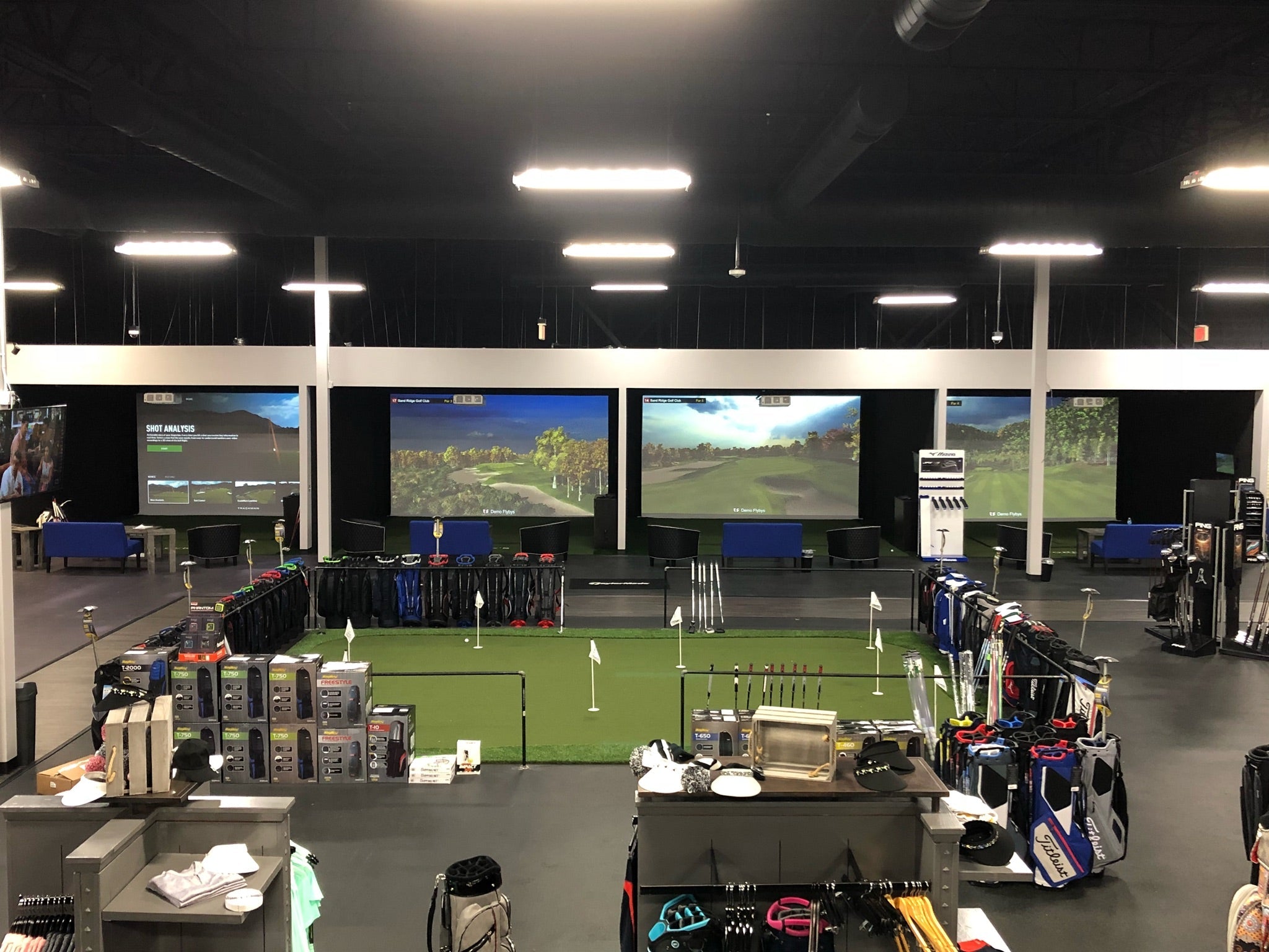 Golf Simulator vs Reality: Bridging the Gap Between Virtual and Real-World Golf - Shop.GolfersAuthority
